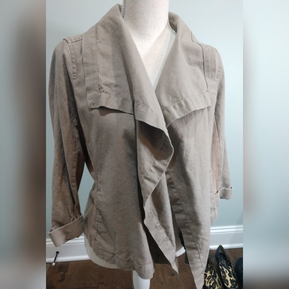 Lucy Jackets & Blazers - Lucy athletic coat